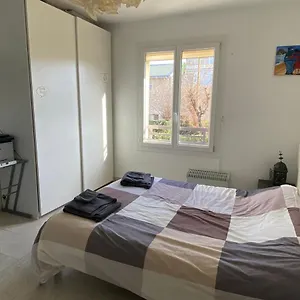 appartement-20-mtres-de-la-plage-avec-balcon.fr-provencehotel.com/
