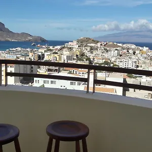 Appartement Bouganville, Mindelo